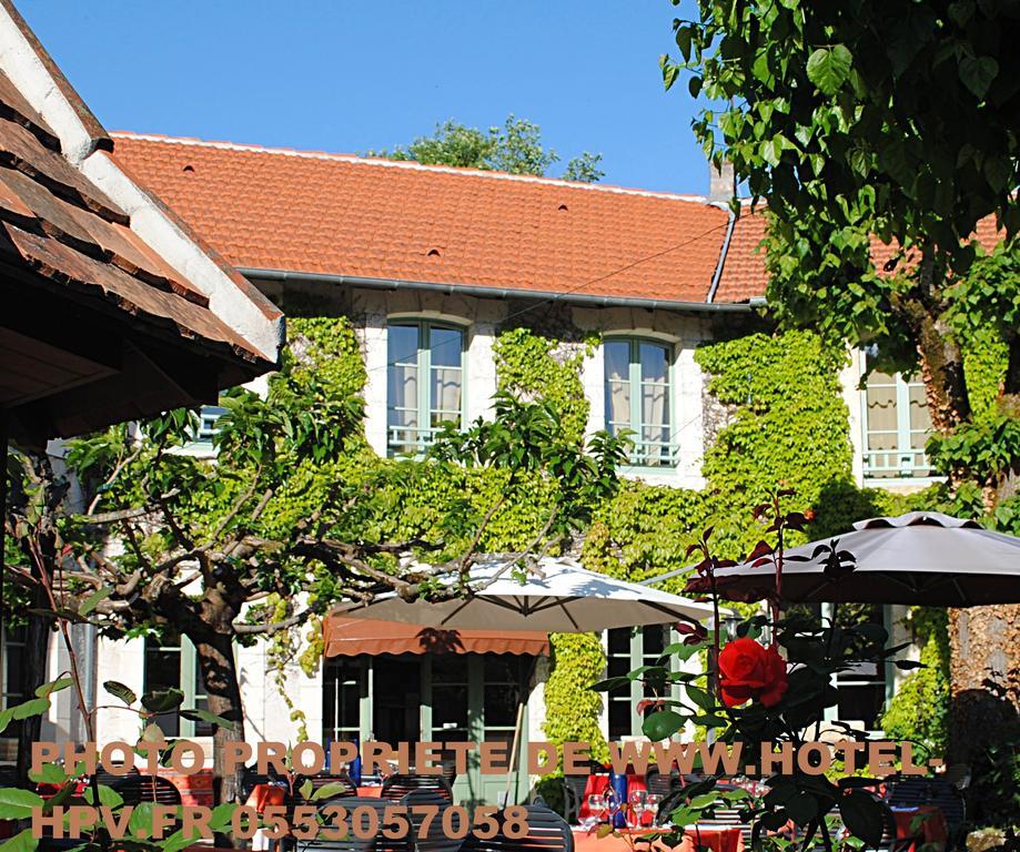 Logis Hostellerie Du Perigord Vert 브랑톰 외부 사진